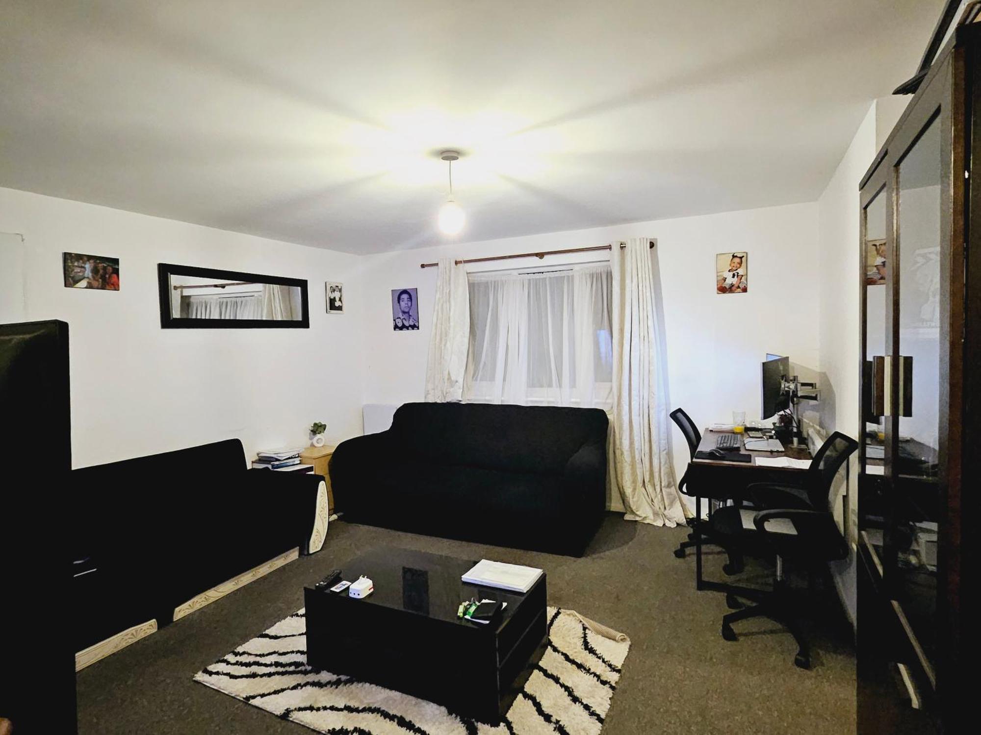 Lovely Fully Furnished One Bed Flat To Let Enfield Exterior foto